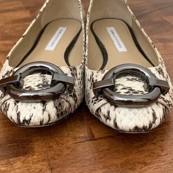 DVF Snakeskin Flats - Picture 2 of 10